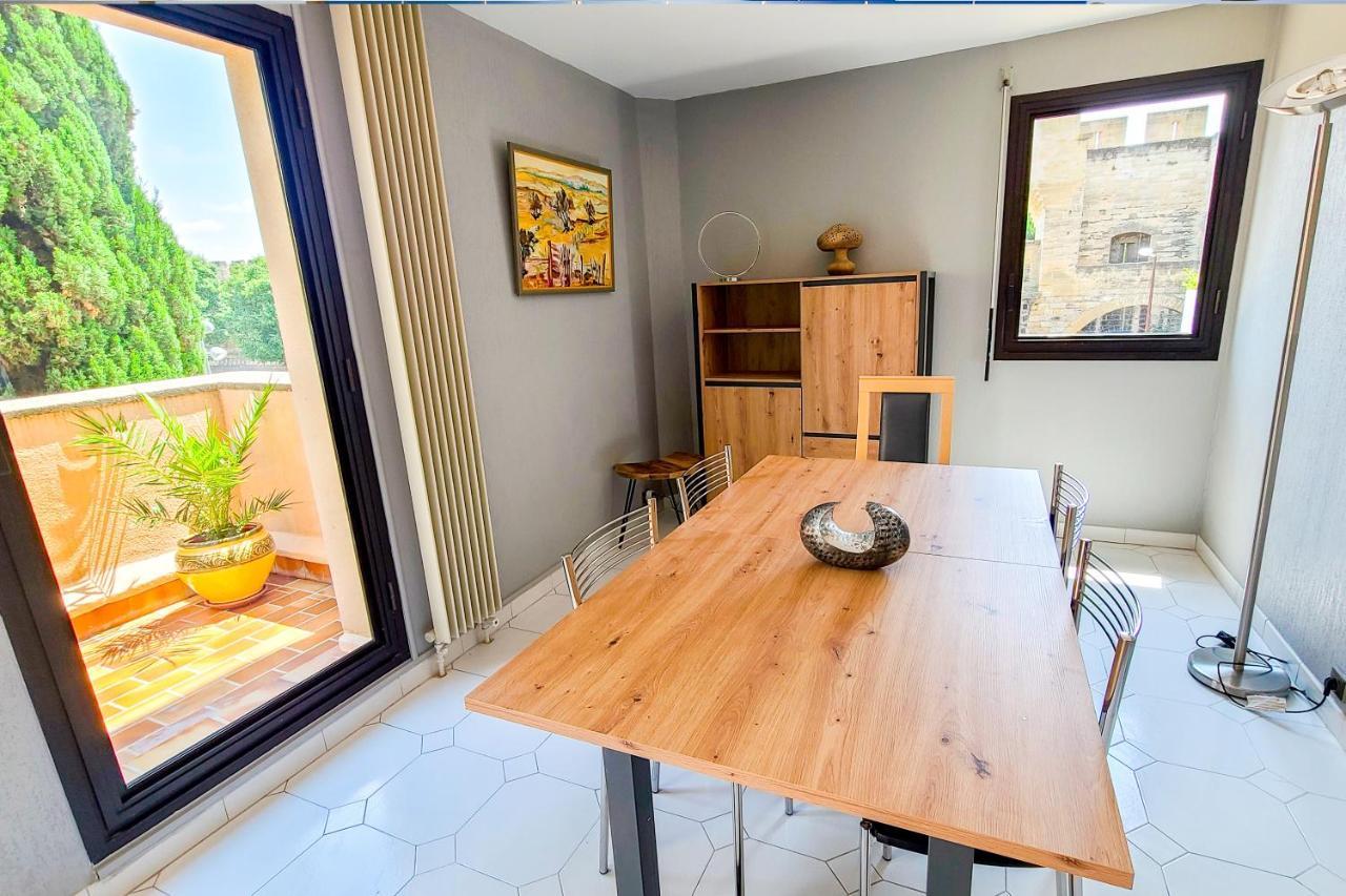 Ferienwohnung Regard Sur Les Remparts - Terrasse & Parking Avignon Exterior foto